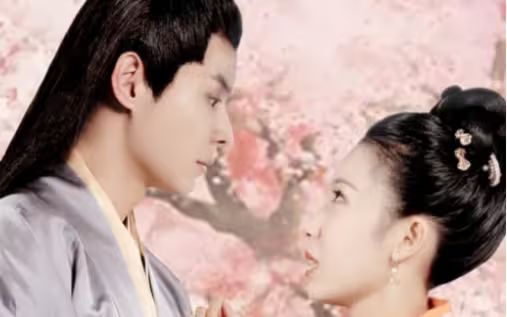 电影：罪女入宫被团宠