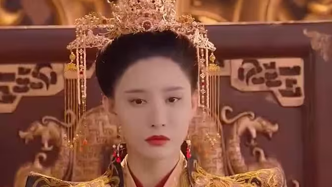 电影：都市咸鱼娶女帝