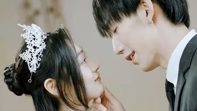 电影：替嫁缠婚大佬送上门