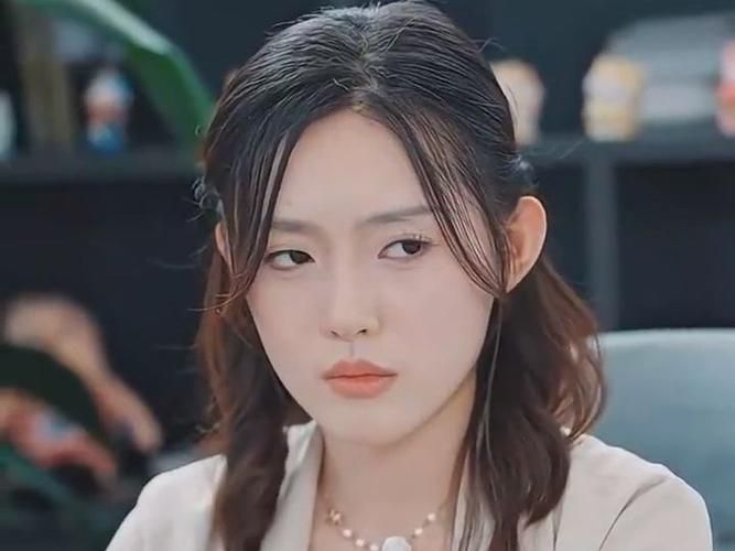 电影：离婚后我成全球首富的女儿