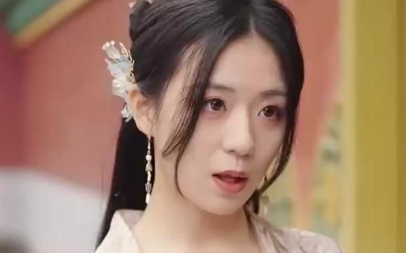 电影：穿奢侈品的皇后